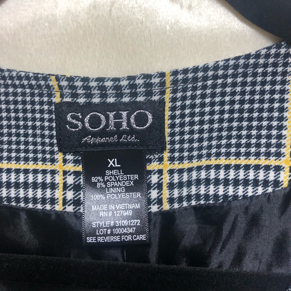 Soho Navy and White Plaid Blazer - Picture 5 of 5